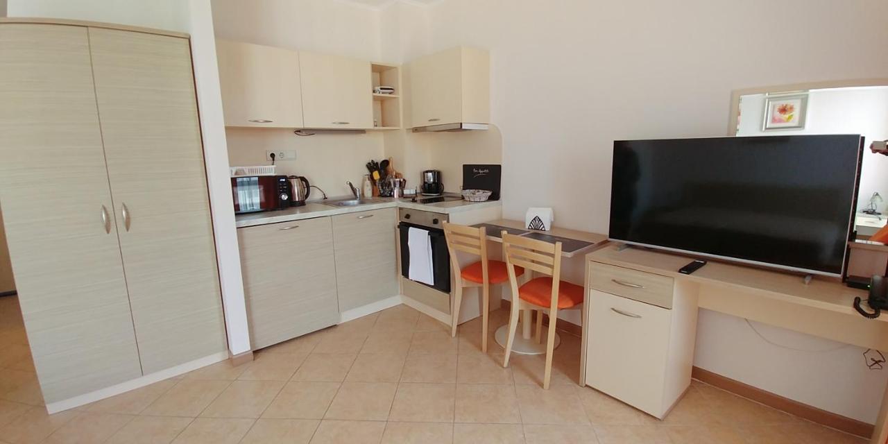 Royal Sun Holiday Apartments サニービーチ エクステリア 写真