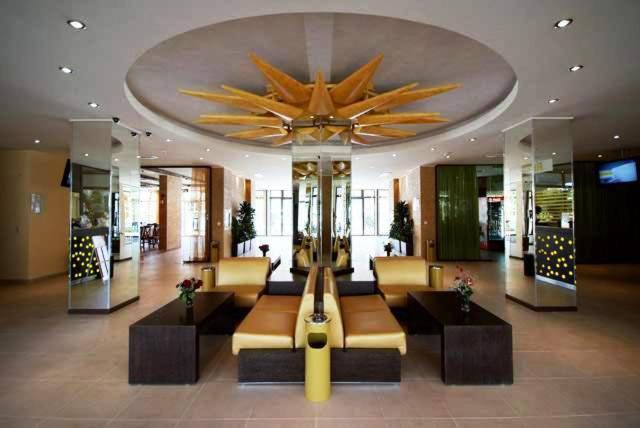 Royal Sun Holiday Apartments サニービーチ エクステリア 写真