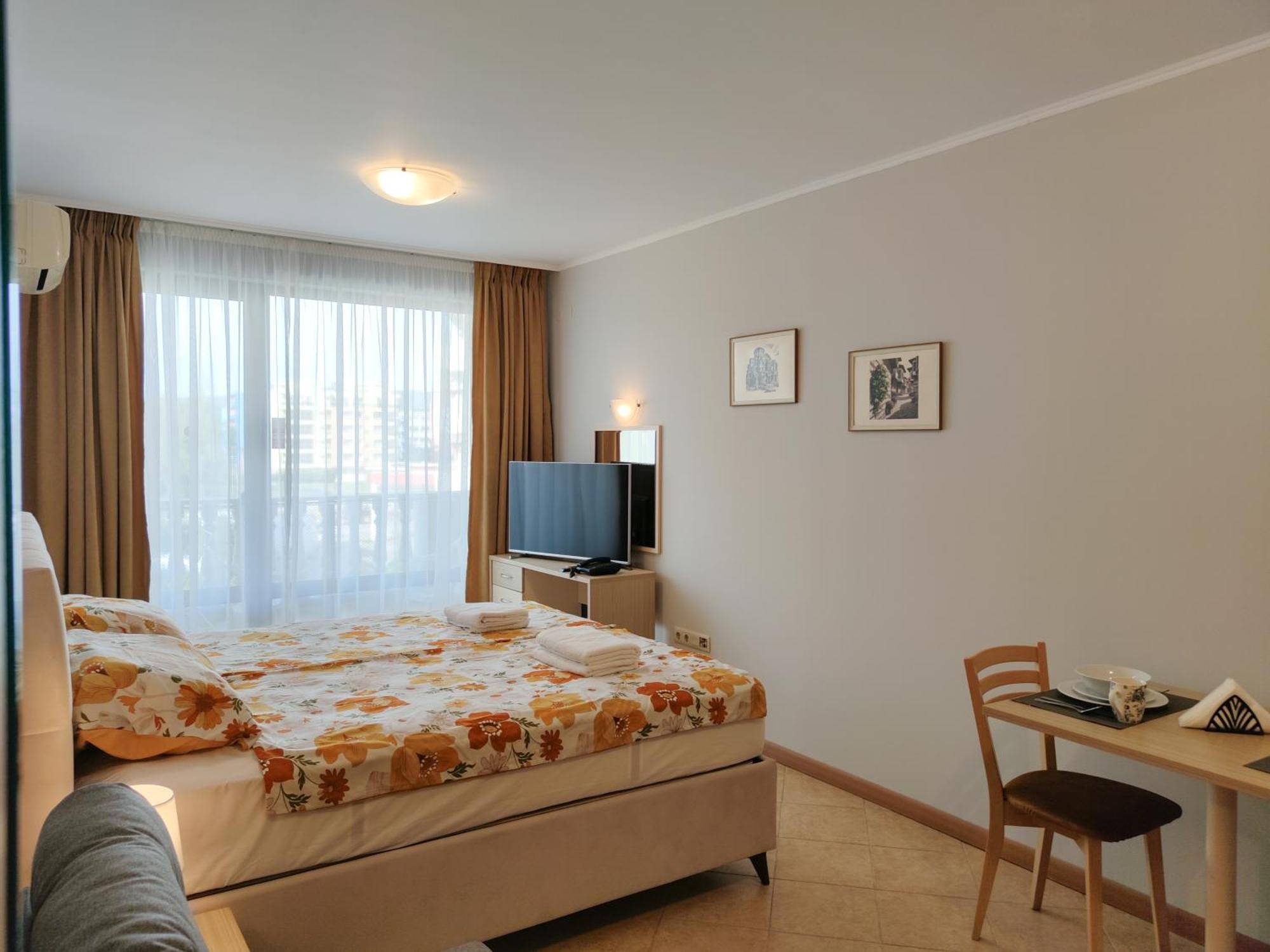 Royal Sun Holiday Apartments サニービーチ エクステリア 写真