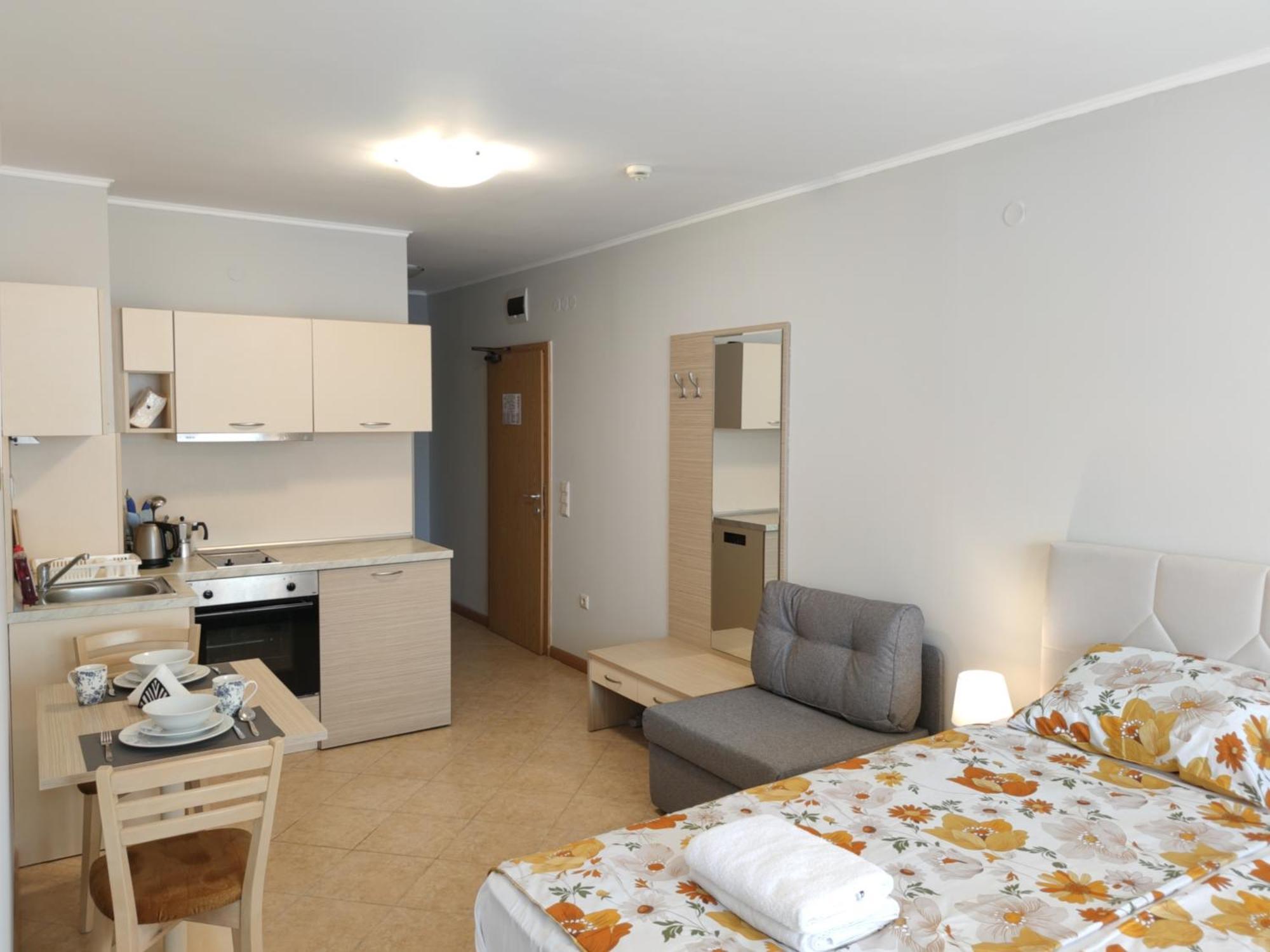 Royal Sun Holiday Apartments サニービーチ エクステリア 写真